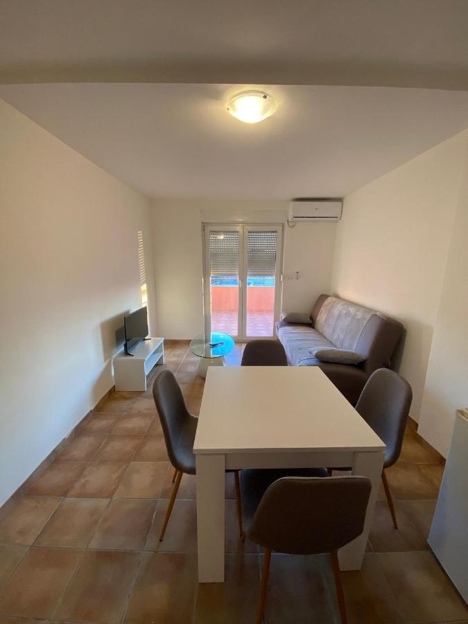 Apartments Dalmatia Sveti Petar  Eksteriør billede